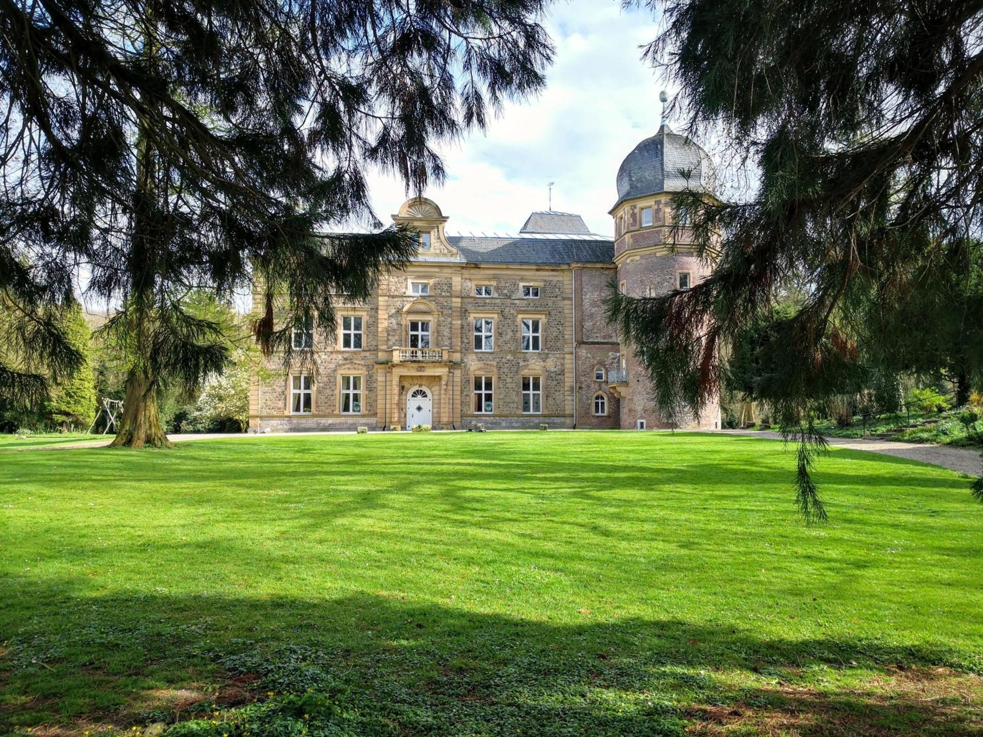 Ubach-Palenberg Apartments Am Schloss Rimburg מראה חיצוני תמונה